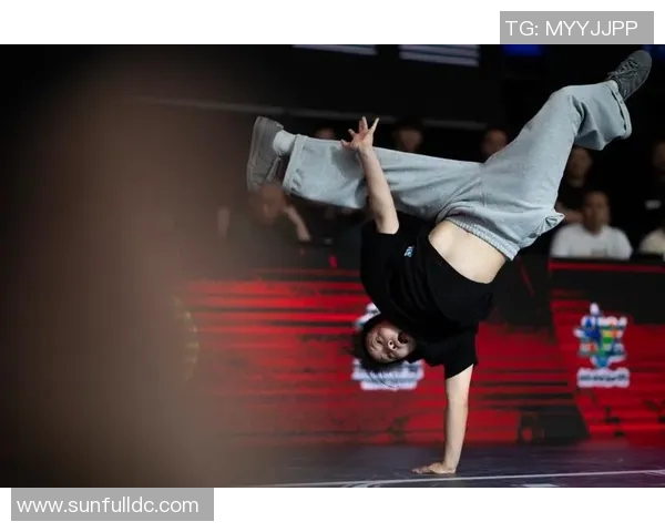 北京街舞队在攀岩联赛中的灵活性展现与战术分析 北京街舞队在攀岩联赛中的灵活性展现与战术分析