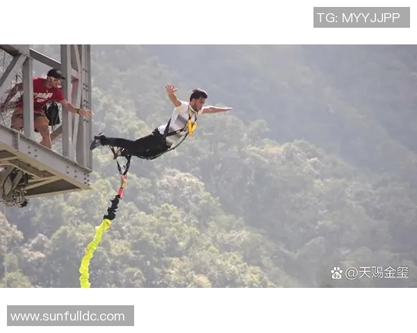 极限运动的团队精神:深入探讨西安极限运动队的默契配合与训练技巧 极限运动的团队精神:深入探讨西安极限运动队的默契配合与训练技巧