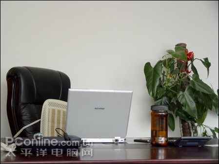 PG电子官网访紫光数码显现装备奇迹部总司理王昶(图2)